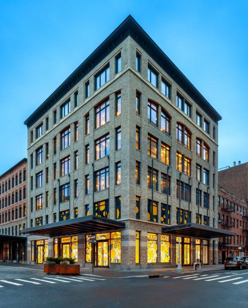 cửa hàng Louis Vuitton ở quận Meatpacking cửa hàng Louis Vuitton ở quận Meatpacking